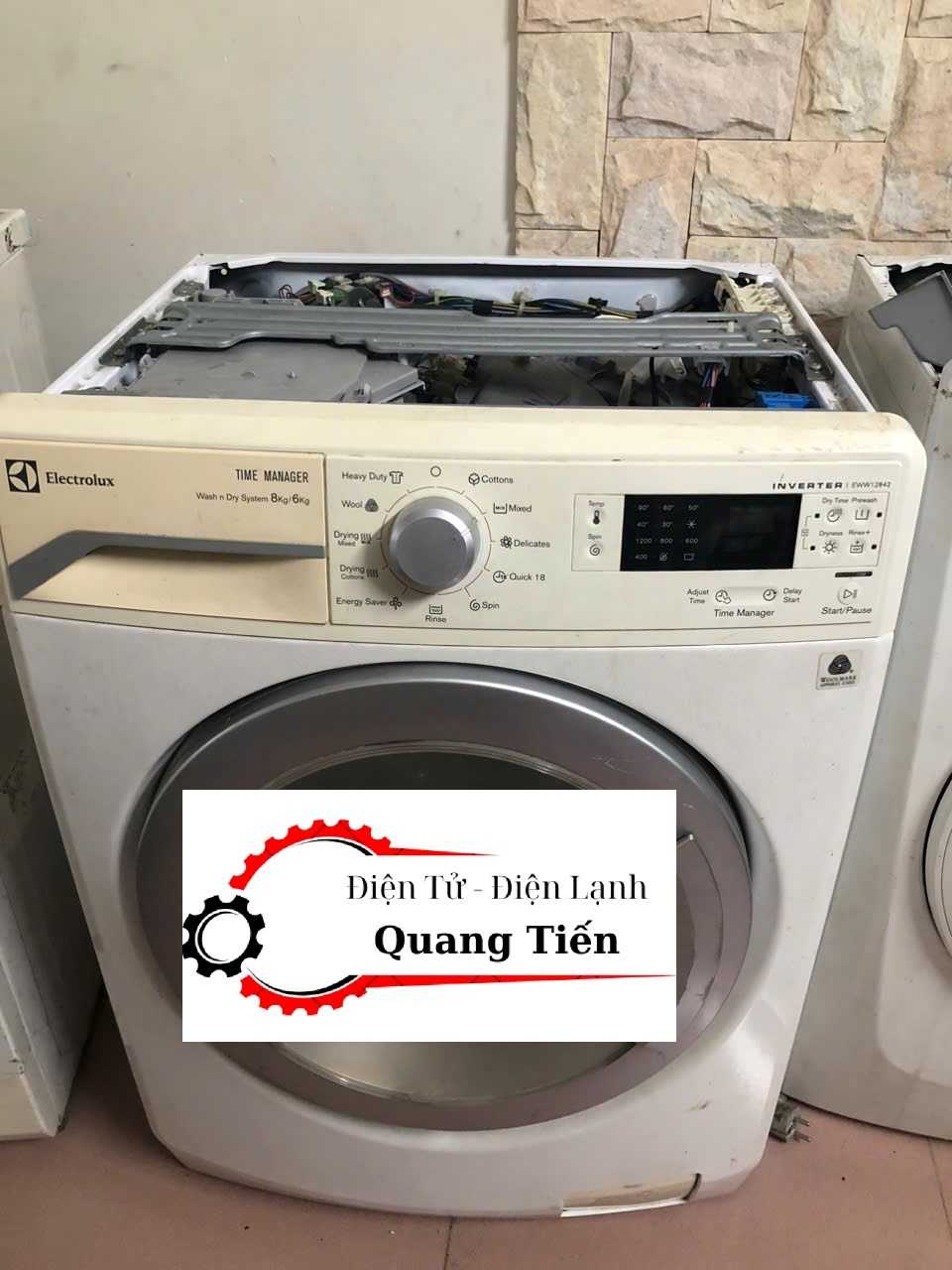 Lễ hội áo dài Thành phố Hồ Chí Minh lần thứ 12 mang chủ đề “Sợi tơ vàng son – Dệt nên khát vọng”